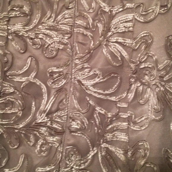 Dress - Picture 5 of 5